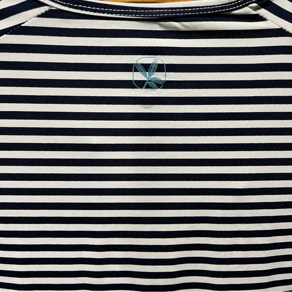 Carve Designs Dawson Rashguard Swim Top Blue and White Striped XL - Picture 4 of 8